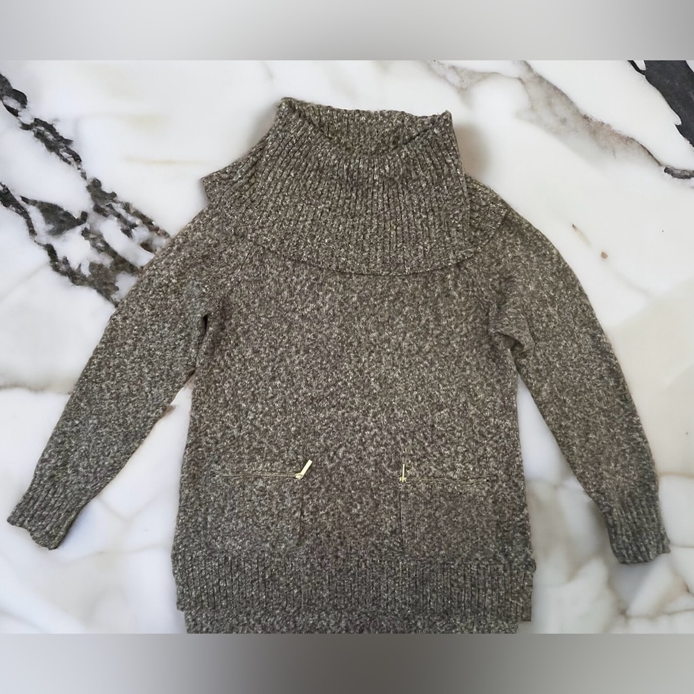 Michael Kors Sweater - Picture 1 of 11